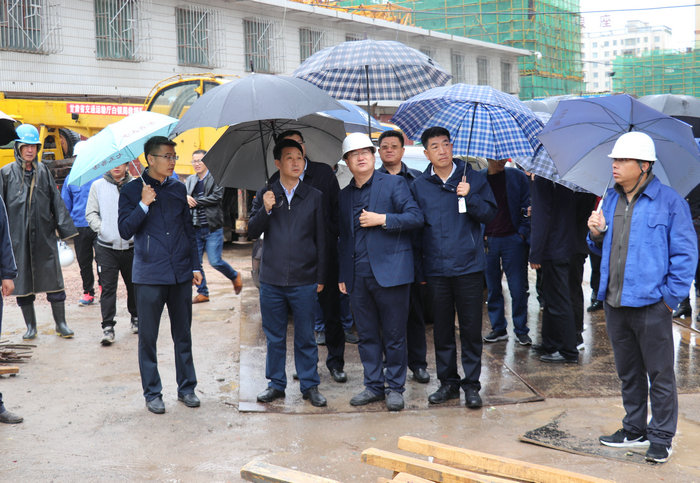 区领导调研城区重点项目建设