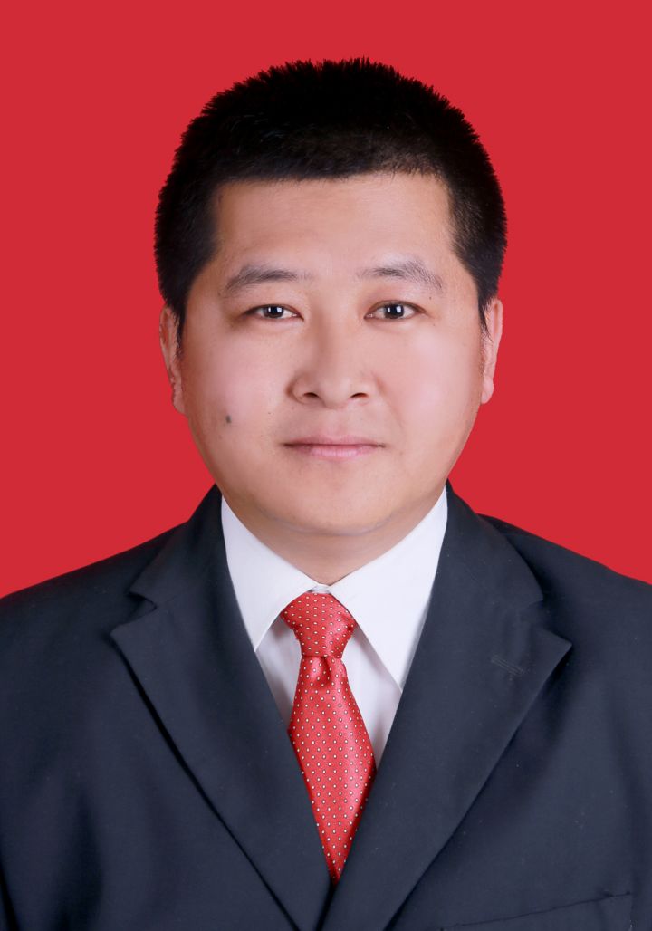 狄国嘉.jpg
