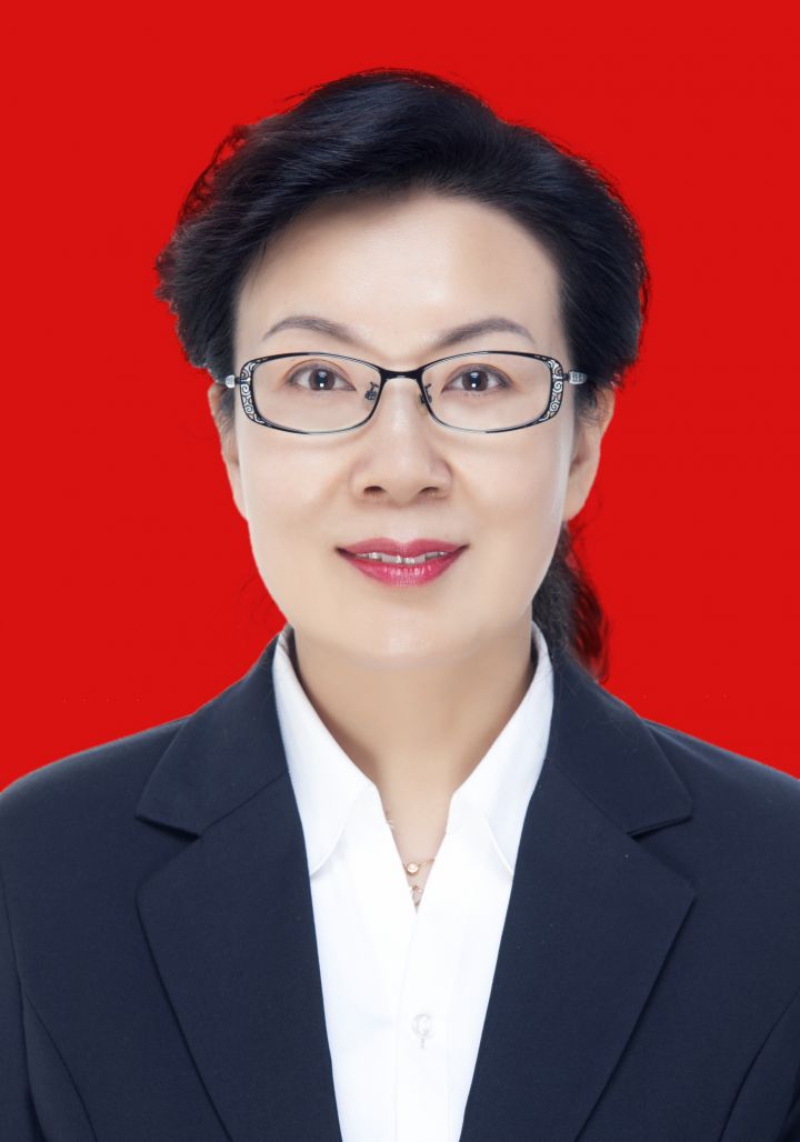 魏春霞.jpg
