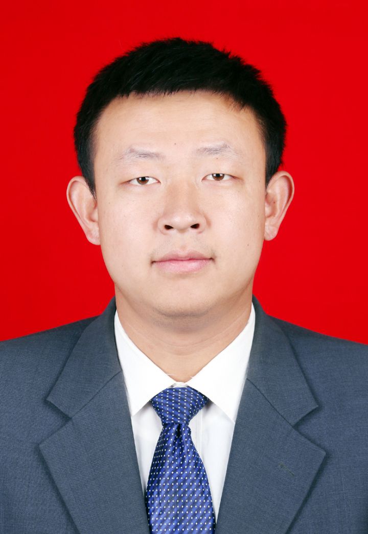 58路鹏中.JPG